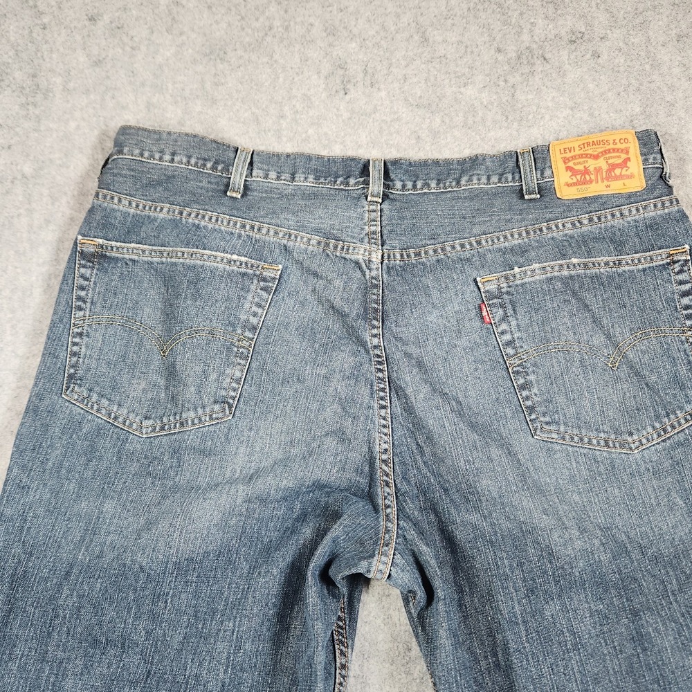 Levi's 550 Jeans Mens 44x38 Blue Denim Classic Relaxed Fit - Picture 12 of 14